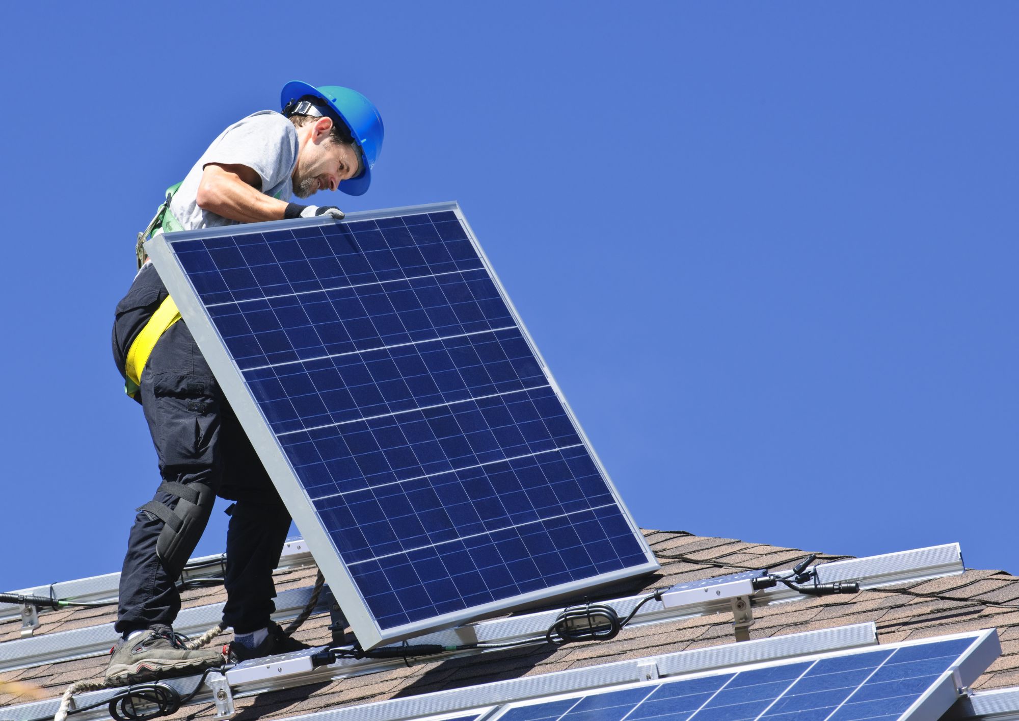 כמה עולה מערכת סולארית